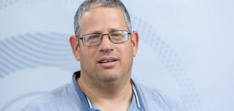 Dr. Elchanan Shilo